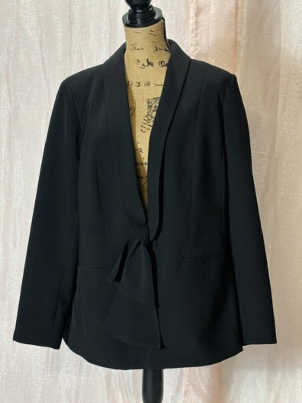 Eloqui Ruffle Clasped Front Blazer